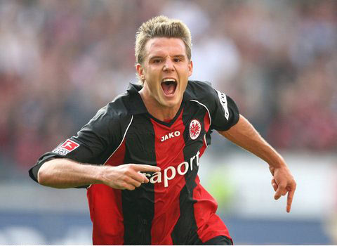 置紧凑的中 置紧凑的中