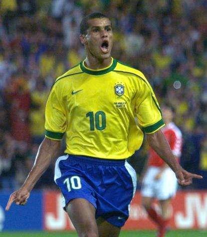 坚定与平和 坚定与平和