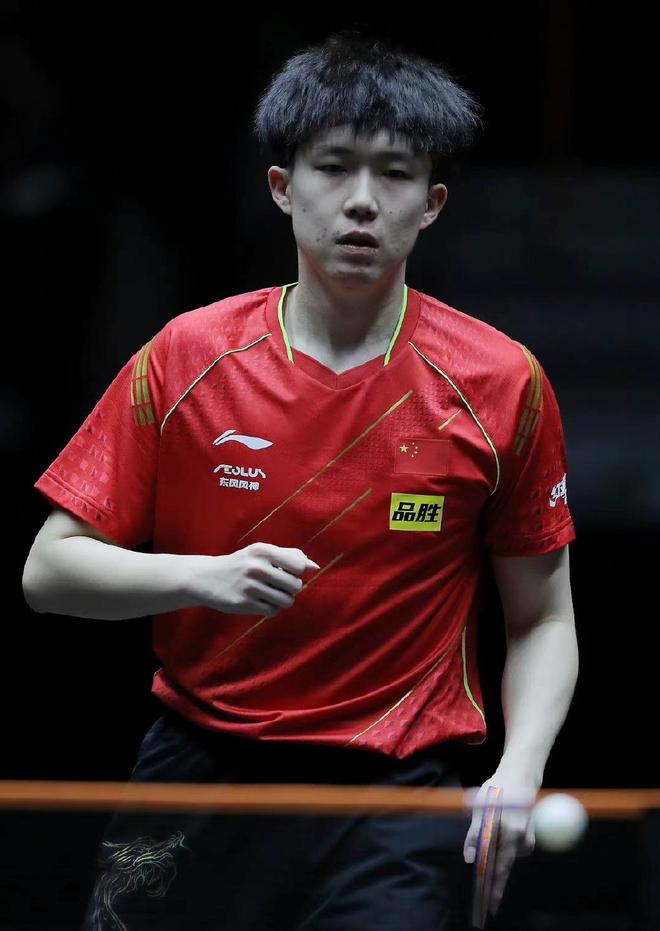 群体情绪失 群体情绪失